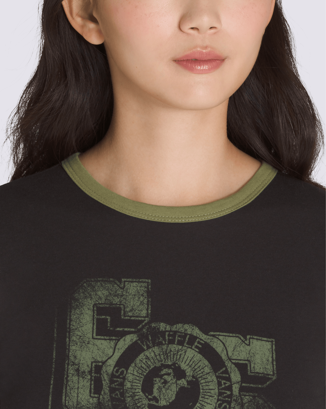 Women Vans Campus Tour Ringer T-Shirt in Black / Loden Green
