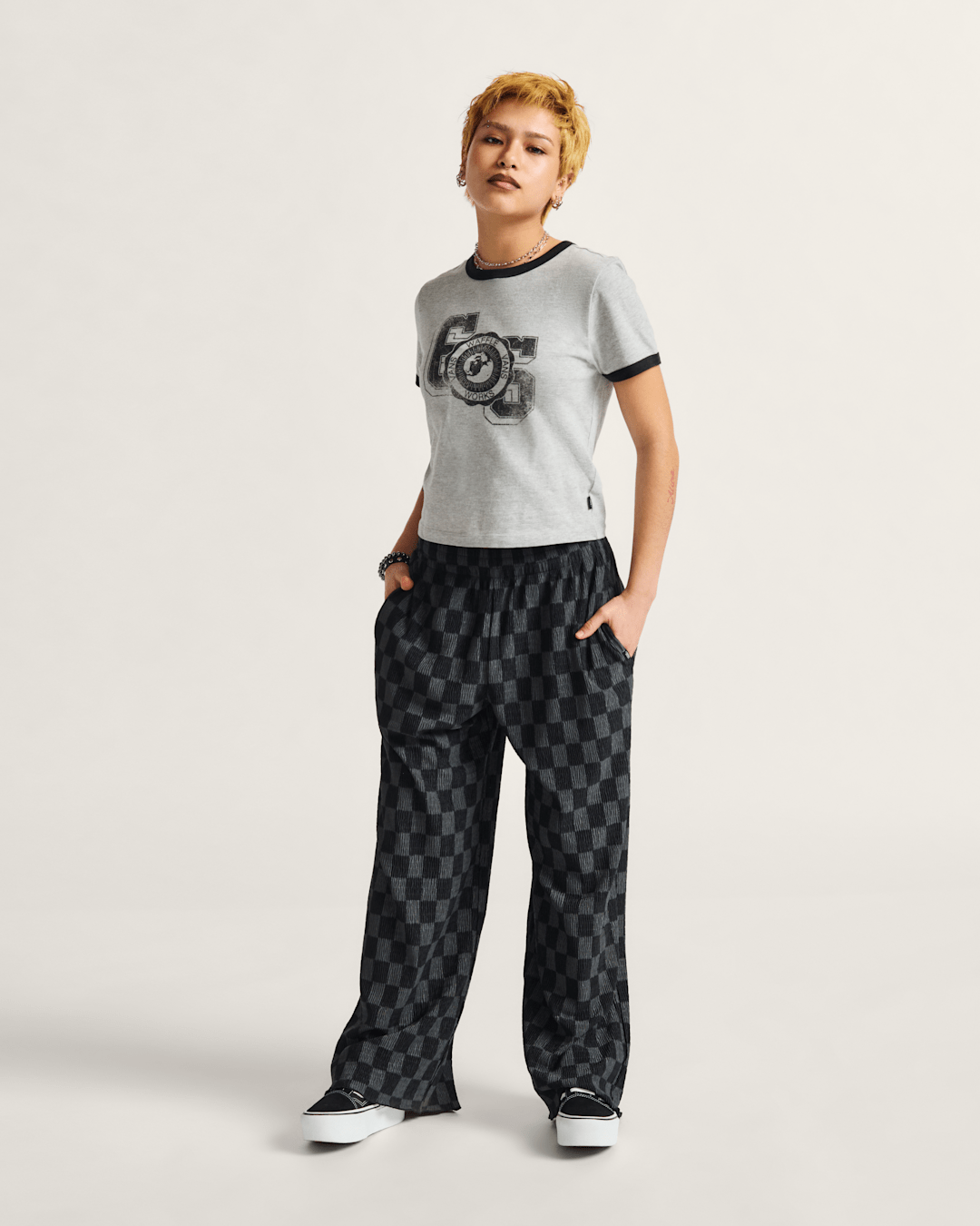 Women Vans Campus Tour Ringer T-Shirt in Heather Grey / Black