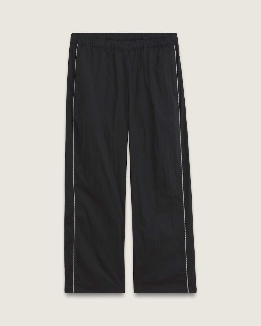 Women Vans Nyla Track Pant in Black