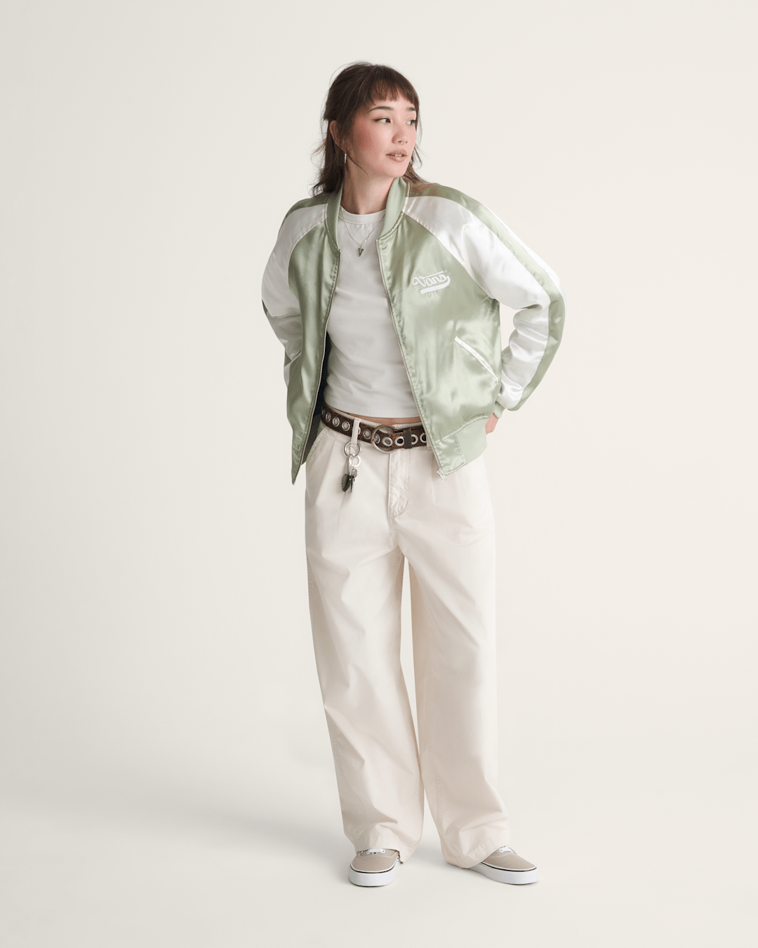 Women Vans Pleated Pants in Turtledove White