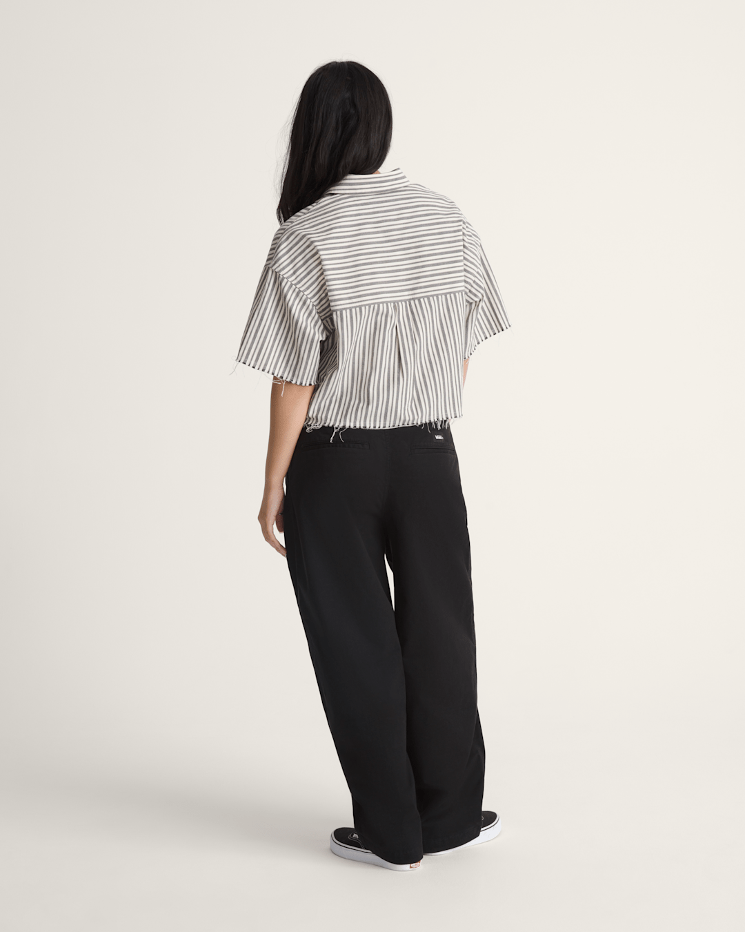 Women Vans Pleated Pants in Black