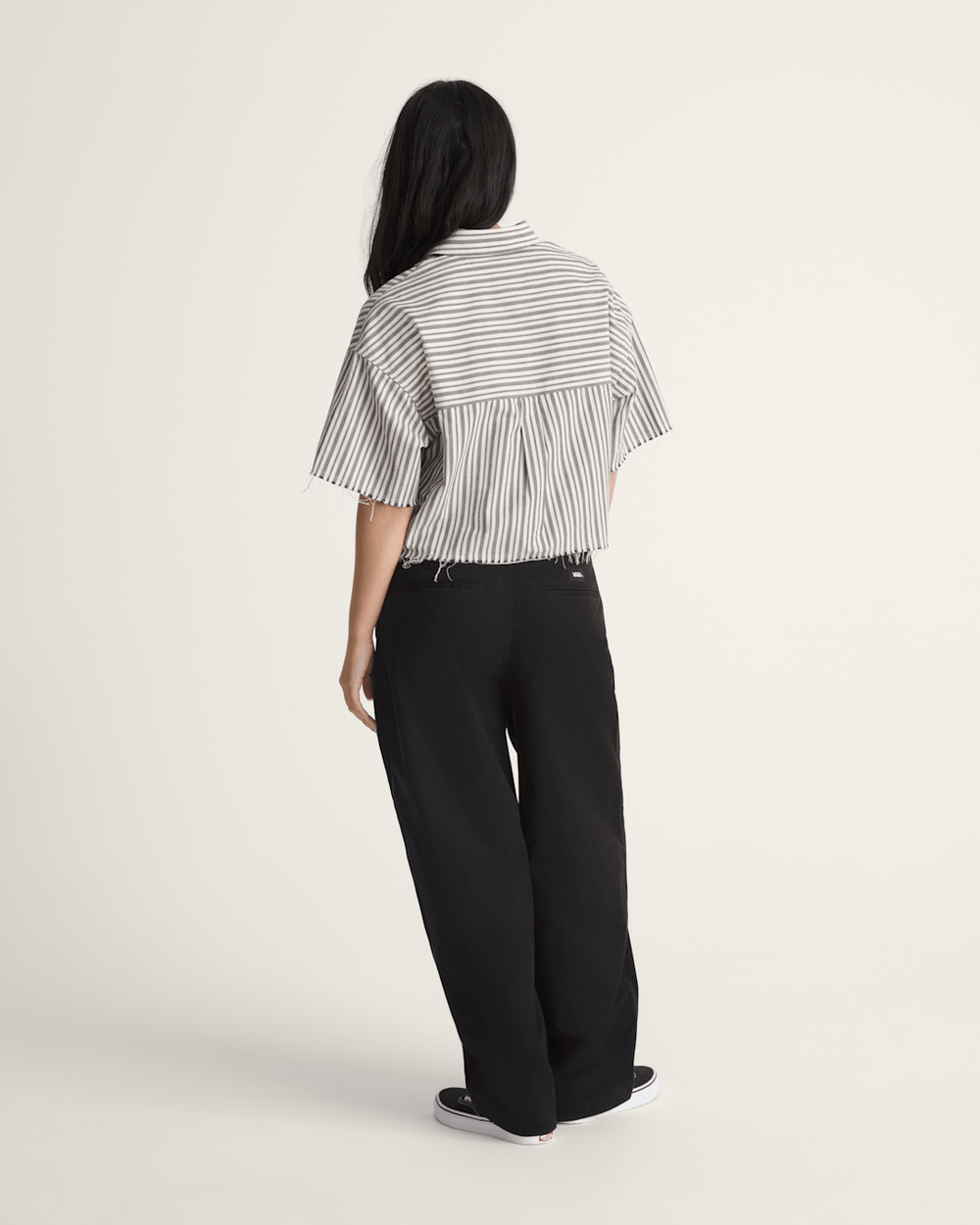 Women Vans Pleated Pants in Black