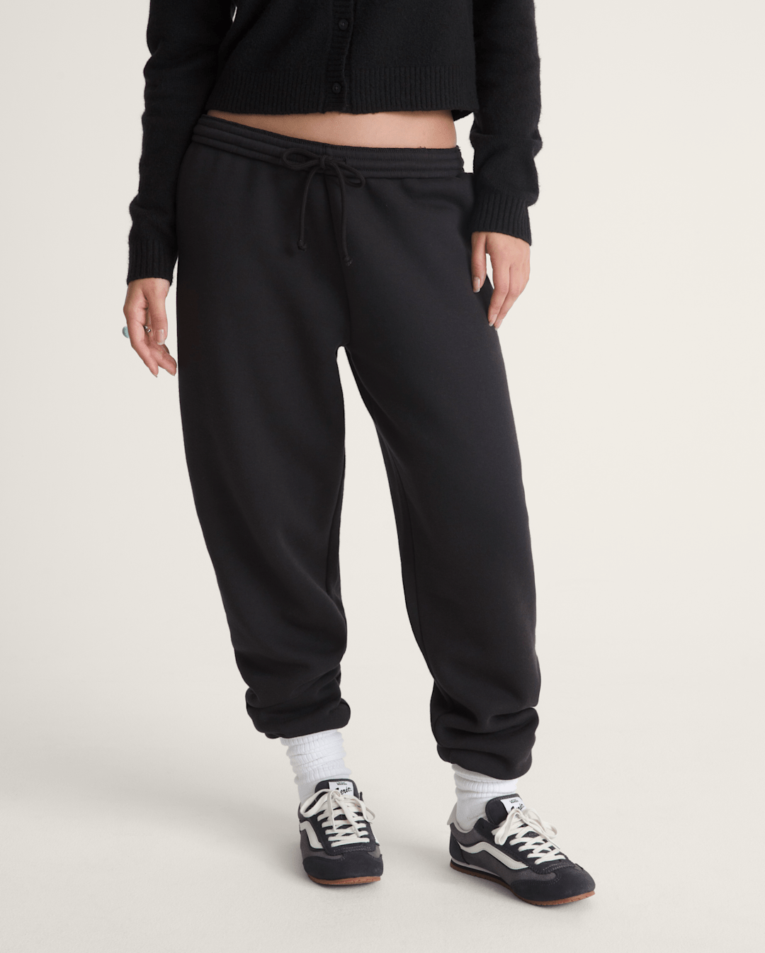 Women Vans Salton Fleece Jogger Pants in Black