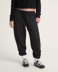 Women Vans Salton Fleece Jogger Pants in Black