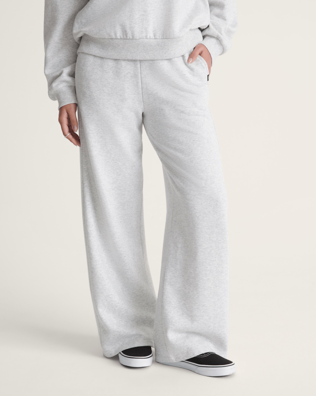 Women Vans Drop V Sweatpants in White Heather