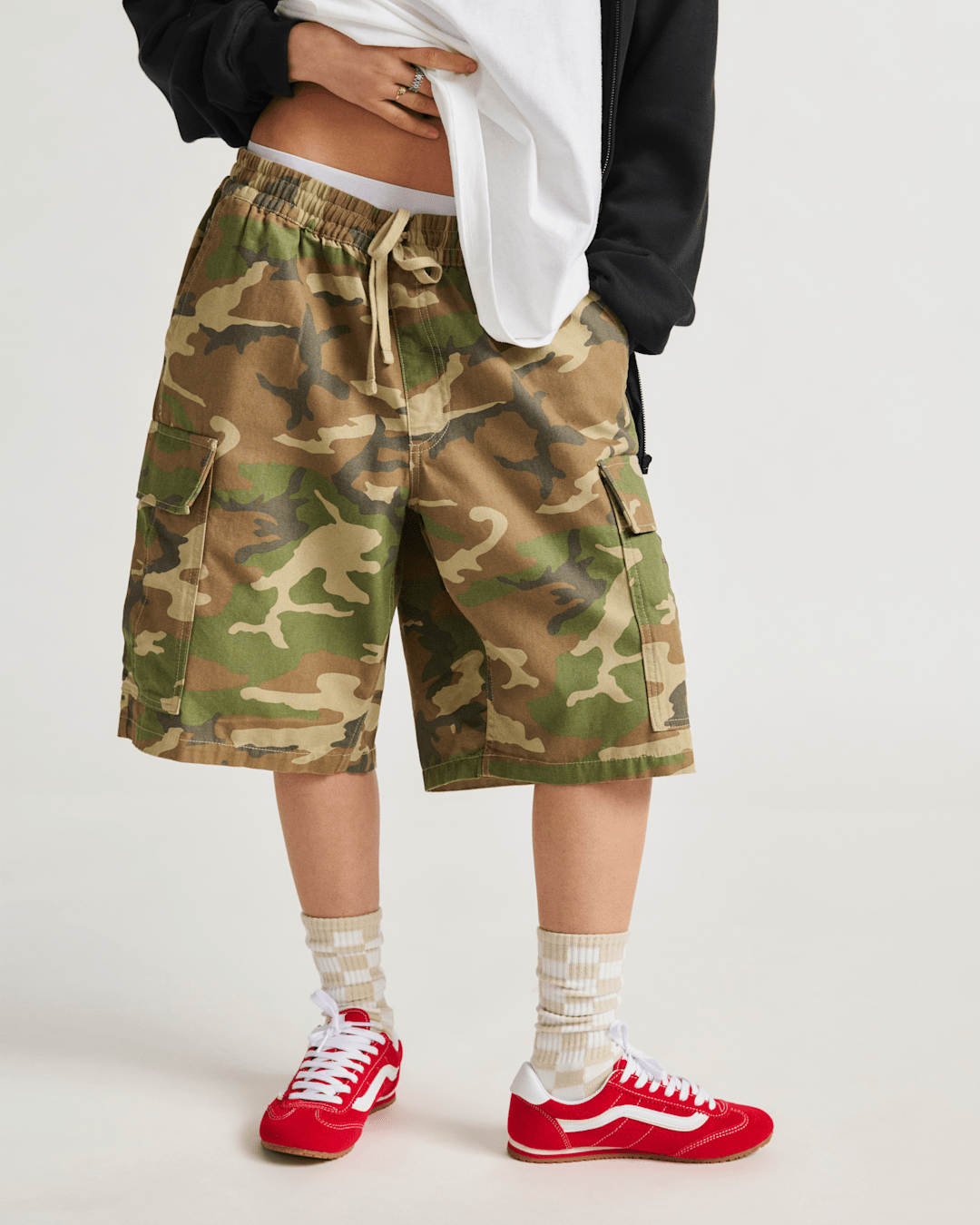 Women|Men Vans Range Cargo Loose 22'' Shorts in Vintage Camo Brown / Green
