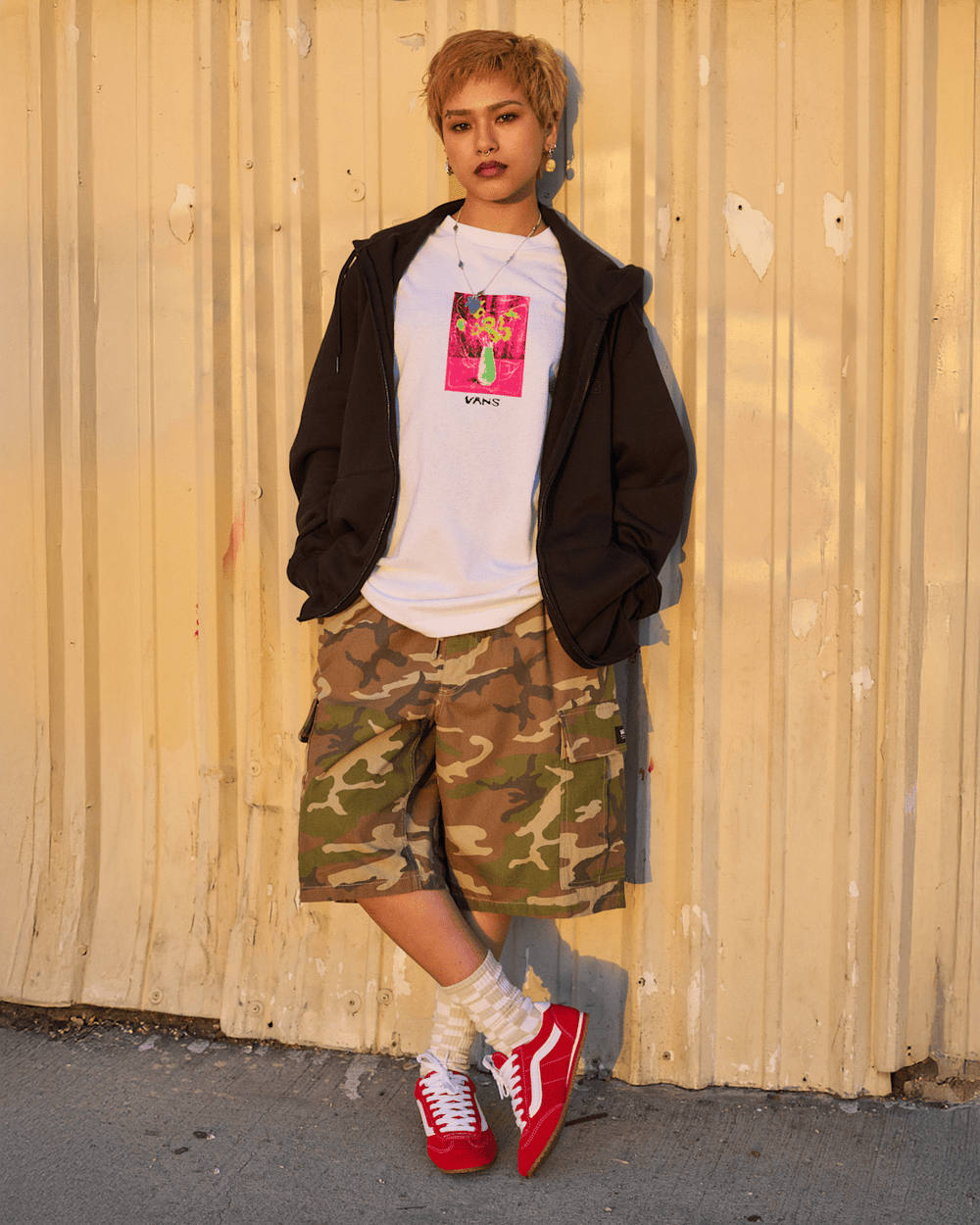 Women|Men Vans Range Cargo Loose 22'' Shorts in Vintage Camo Brown / Green