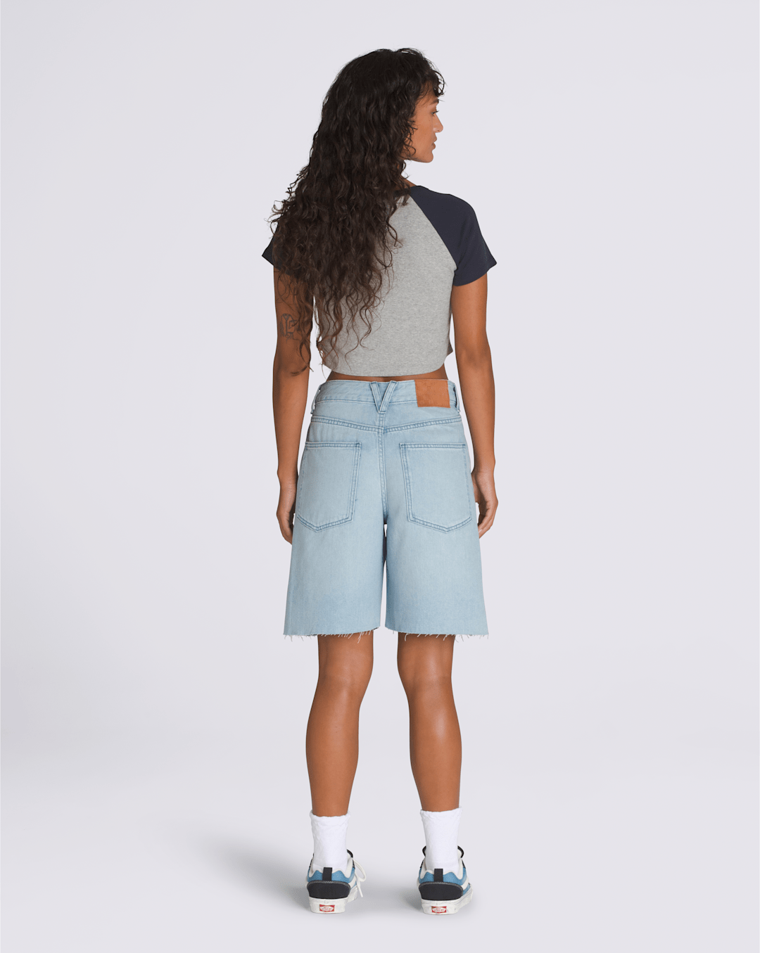 Women Vans Sirelle Cut-Off 9'' Jorts in Light Stonewash Blue