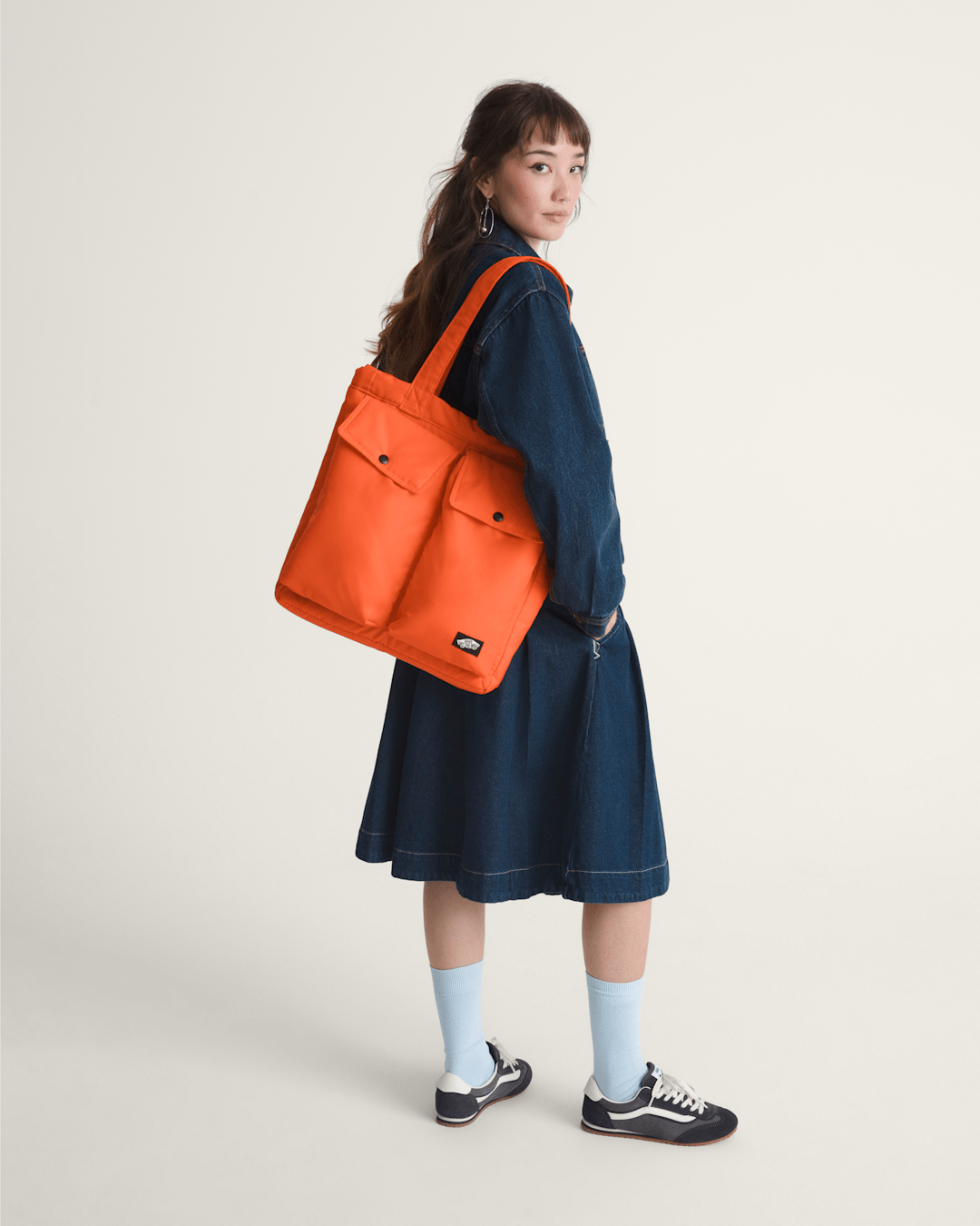 Women|Men Vans Lawler Tote Bag in Flame Red