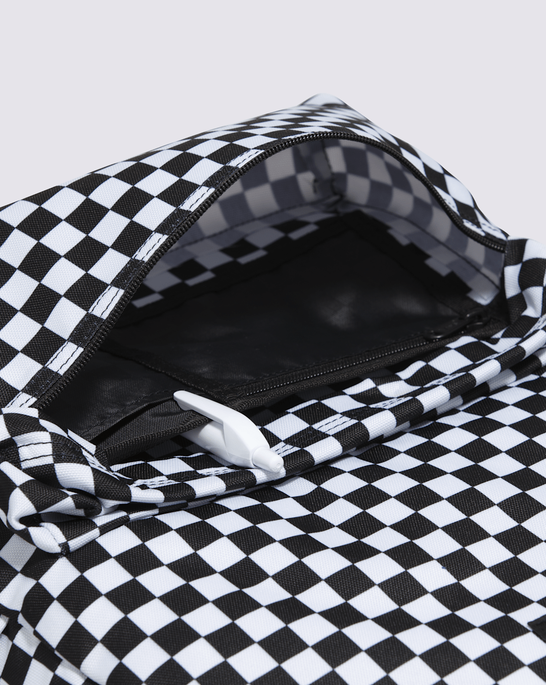 Women|Men Vans Old Skool Checkerboard Backpack in Checkerboard Black / White