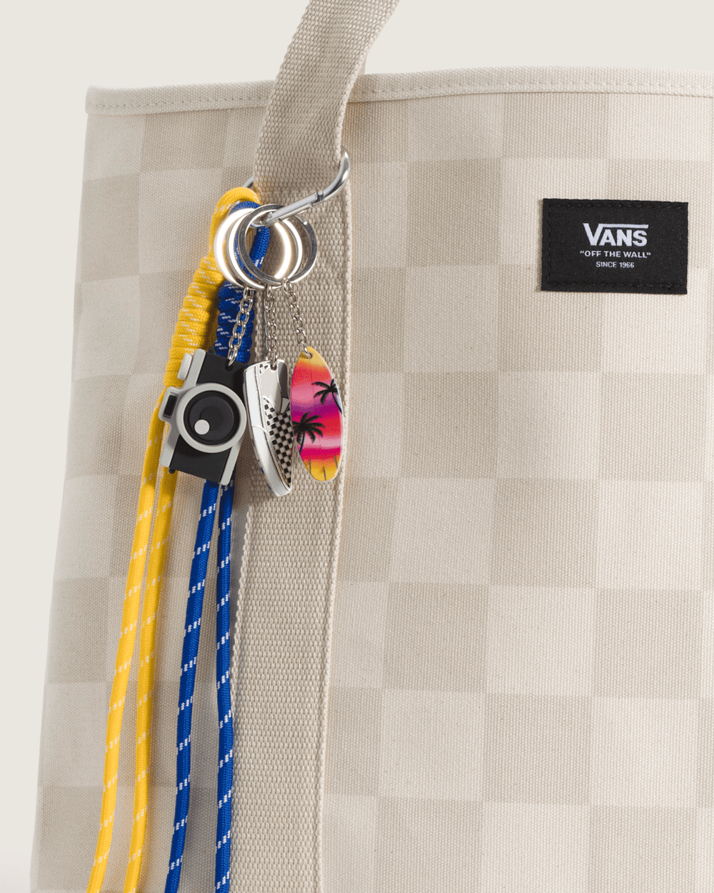 Women|Men|Kids Vans Waffle Shop Sunset Snapshot Bag Charm Set in Blue / Yellow