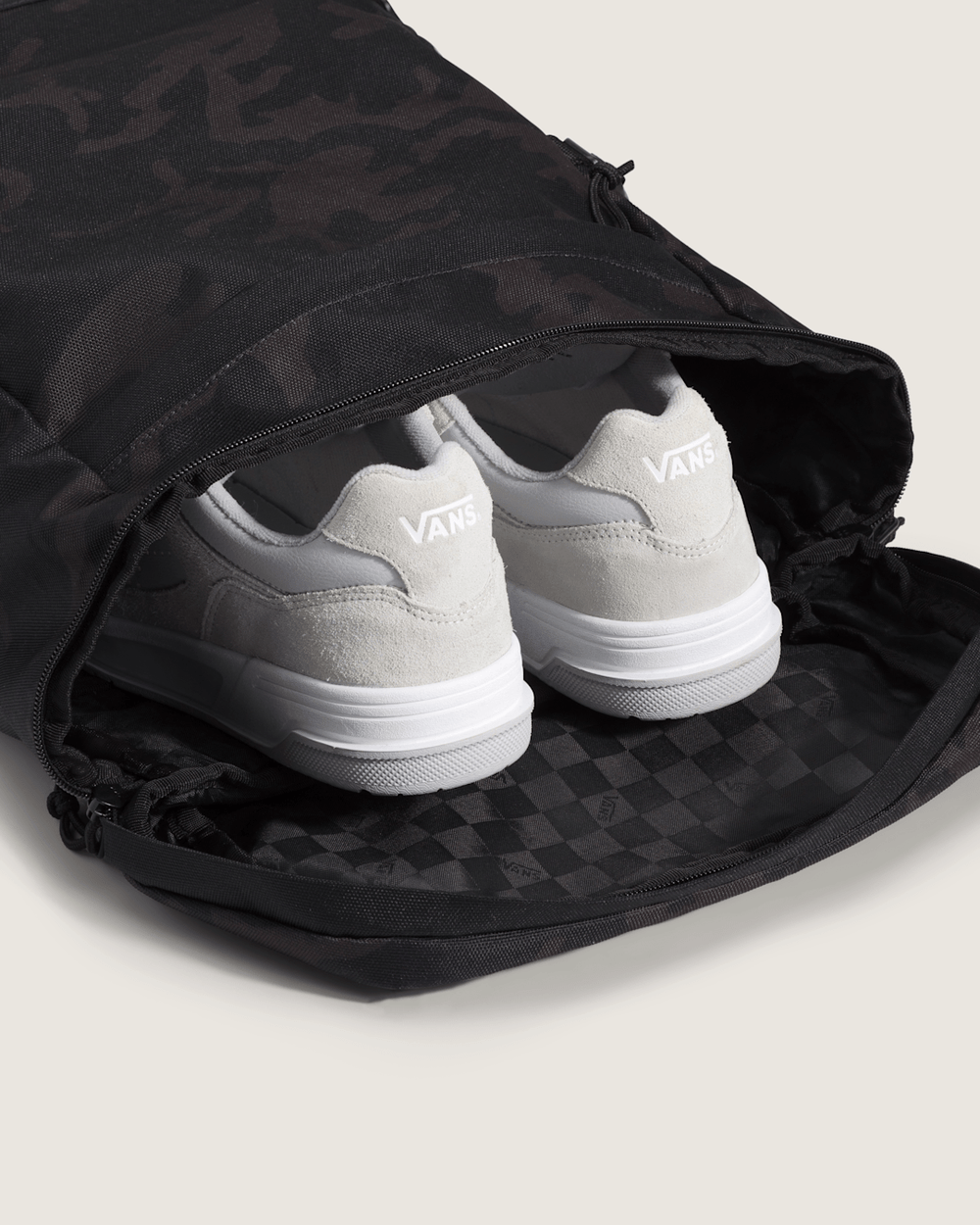 Women|Men Vans Omit Backpack in Camo Black