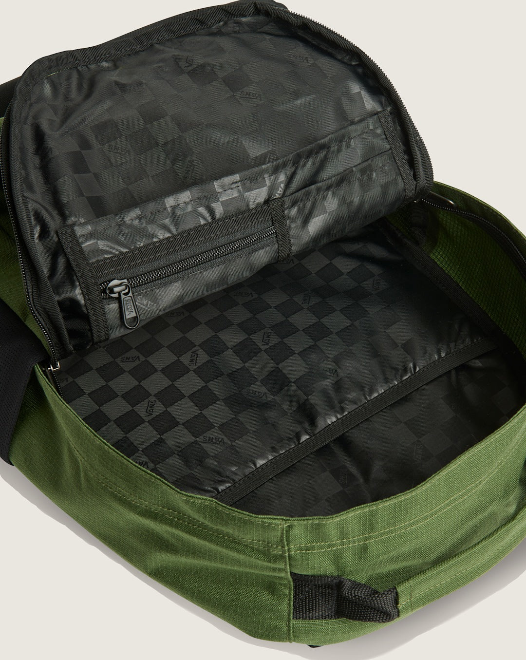 Women|Men Vans Startle Backpack in Pine Forest Green
