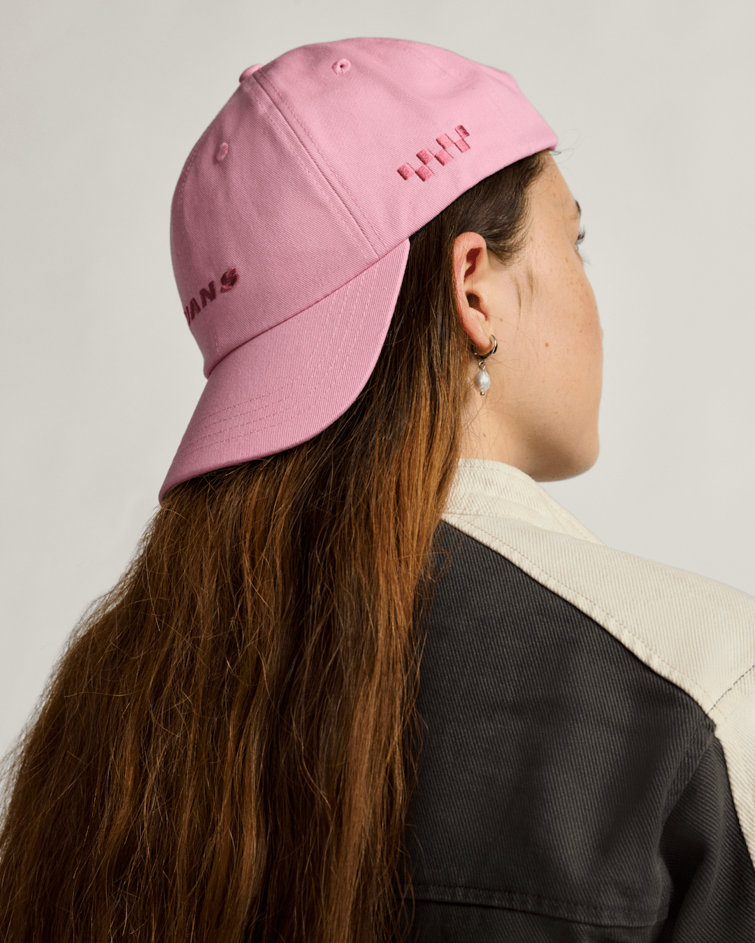 Women|Men Vans Checkerboard Side Snapback Hat in Dawn Pink