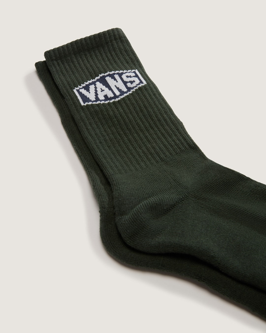 Women|Men Vans Stowers Crew Socks in Dried Kelp Green