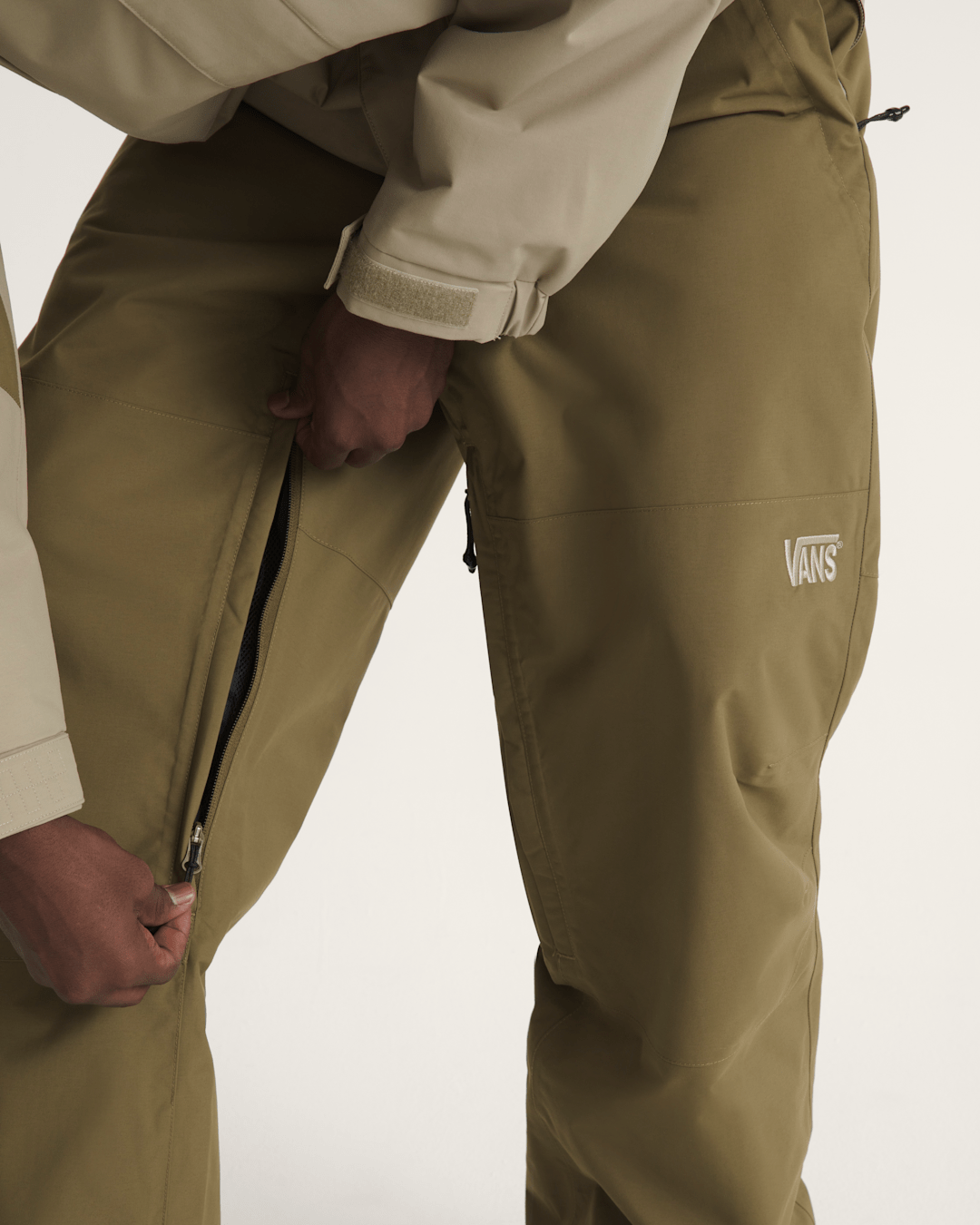 Women|Men Vans Hellbound Snow 2.0 Pants in Warm Brown
