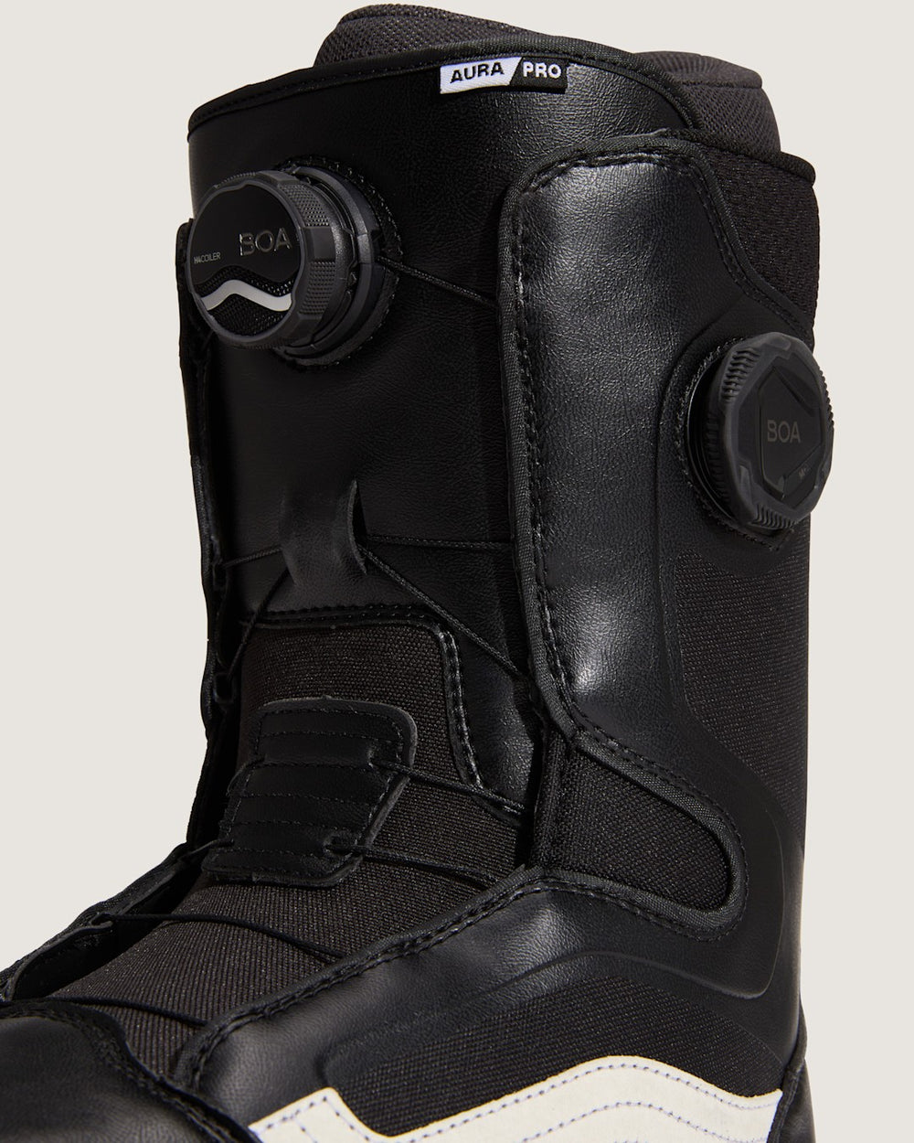 Women|Men Vans Aura Pro Snowboard Boot in Black / White
