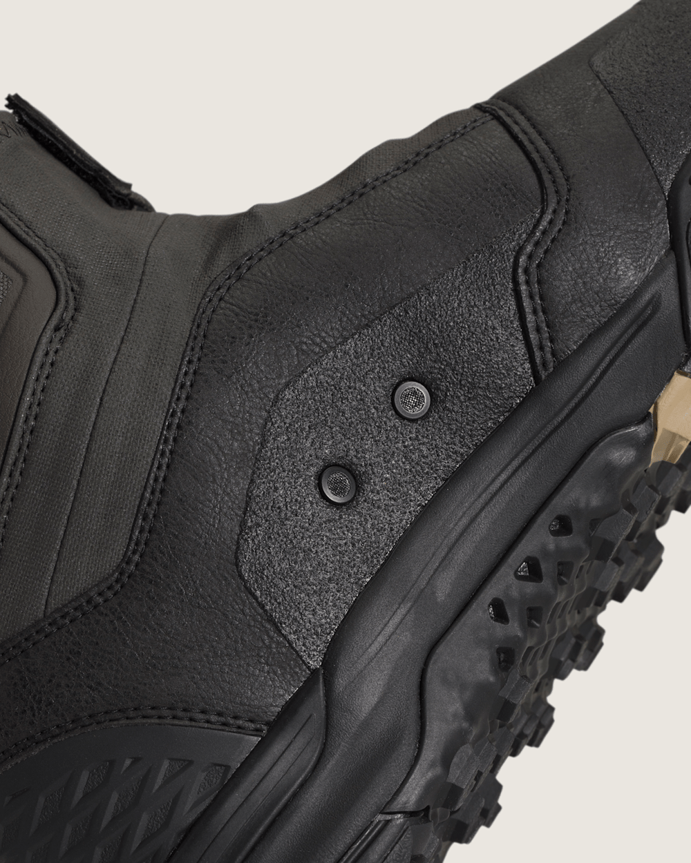 Women|Men Vans Hi-Country Snowboard Boot in Faded Black