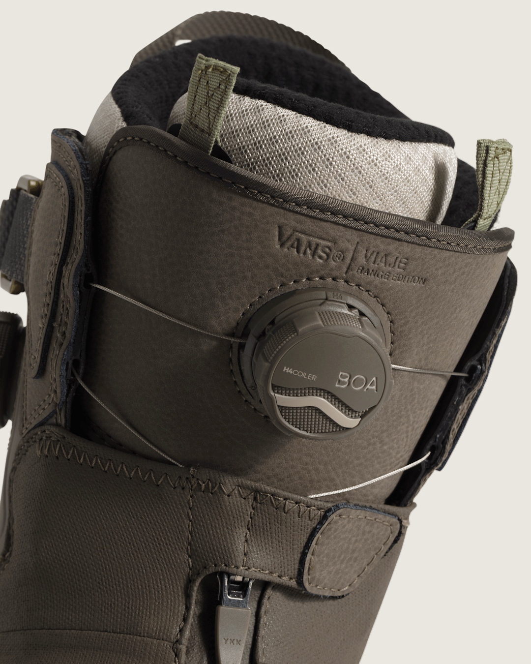 Women|Men Vans Women's Viaje Range Edition Snowboard Boot in Green / Black