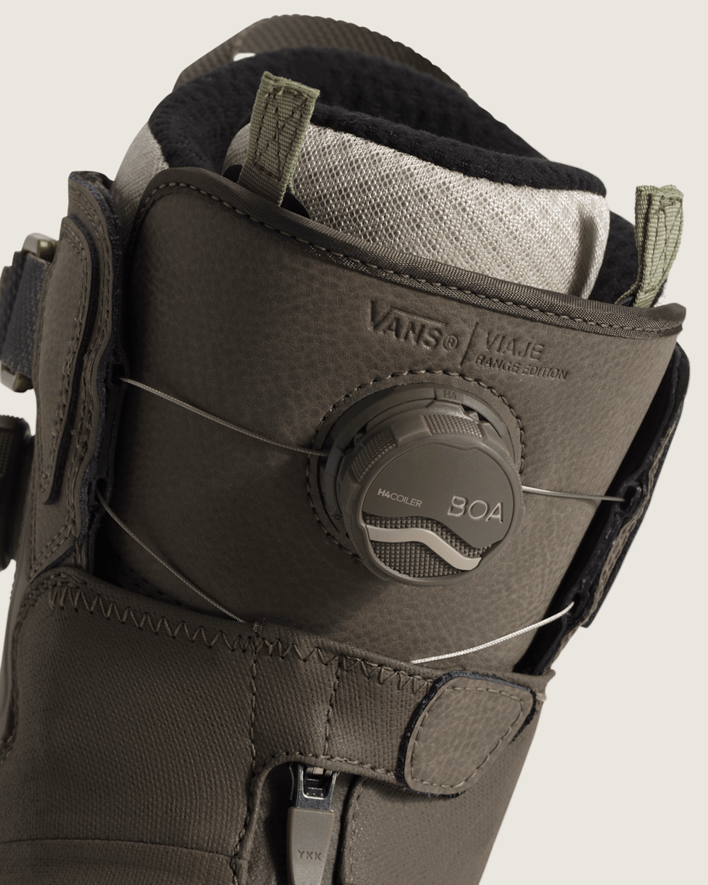 Women|Men Vans Women's Viaje Range Edition Snowboard Boot in Green / Black