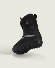 Women|Men Vans Infuse Snowsurf Snowboard Boot in Black