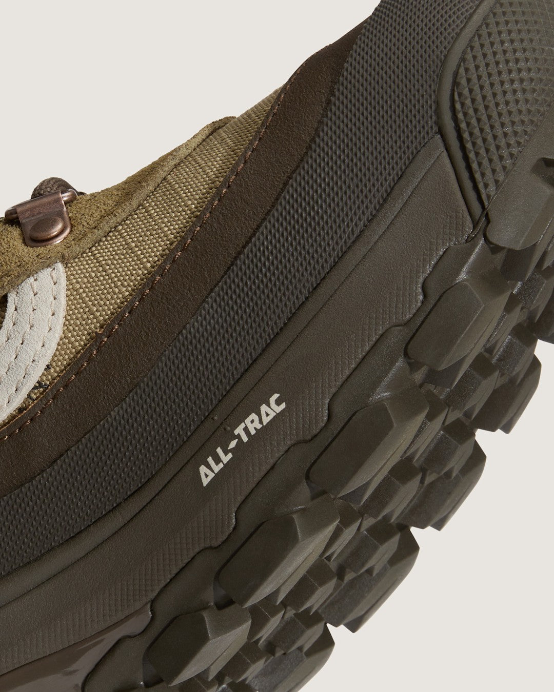 Women|Men Vans Snow-Kicker GORE-TEX Boot in Bay Leaf Green