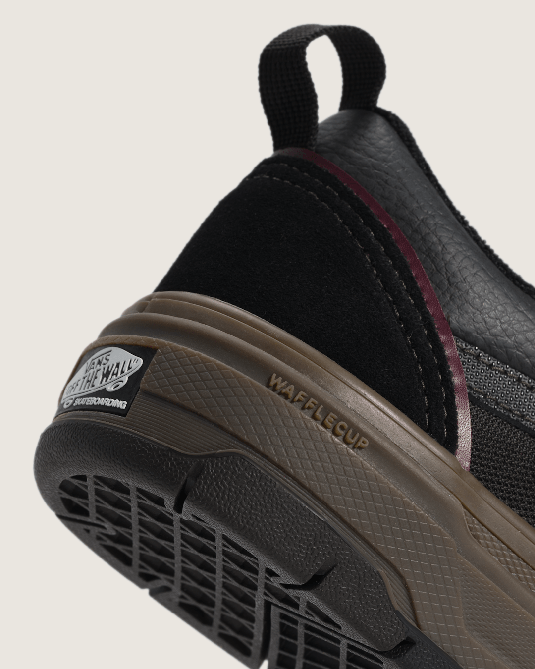Women|Men Vans Skate Old Skool Wafflecup Shoe in Gum Black