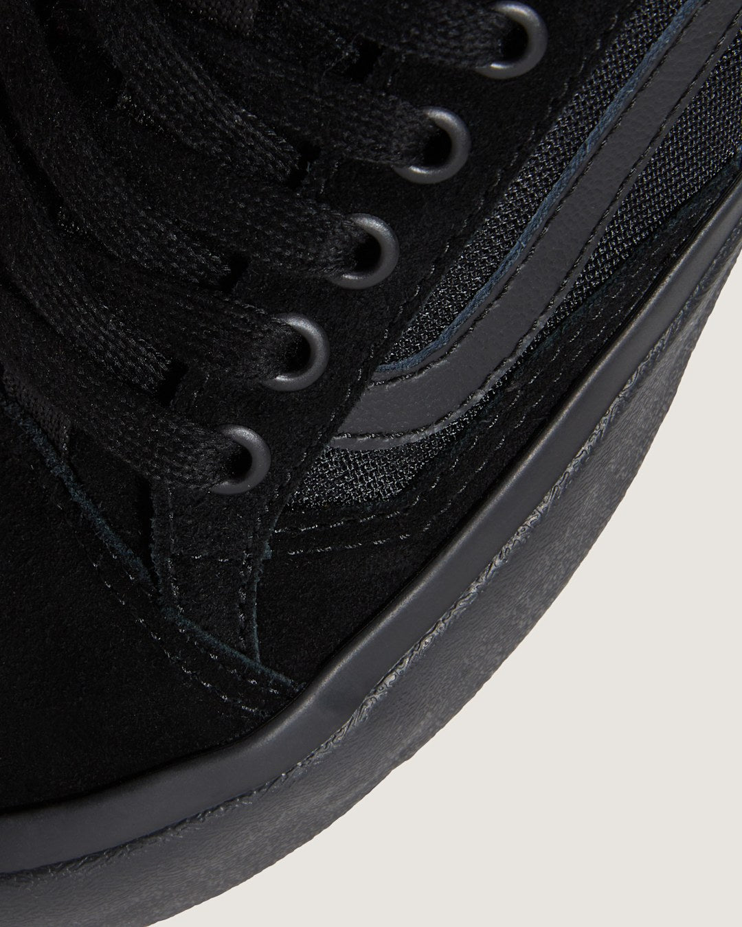 Women|Men Vans Skate Old Skool 36+ Shoe in Blackout