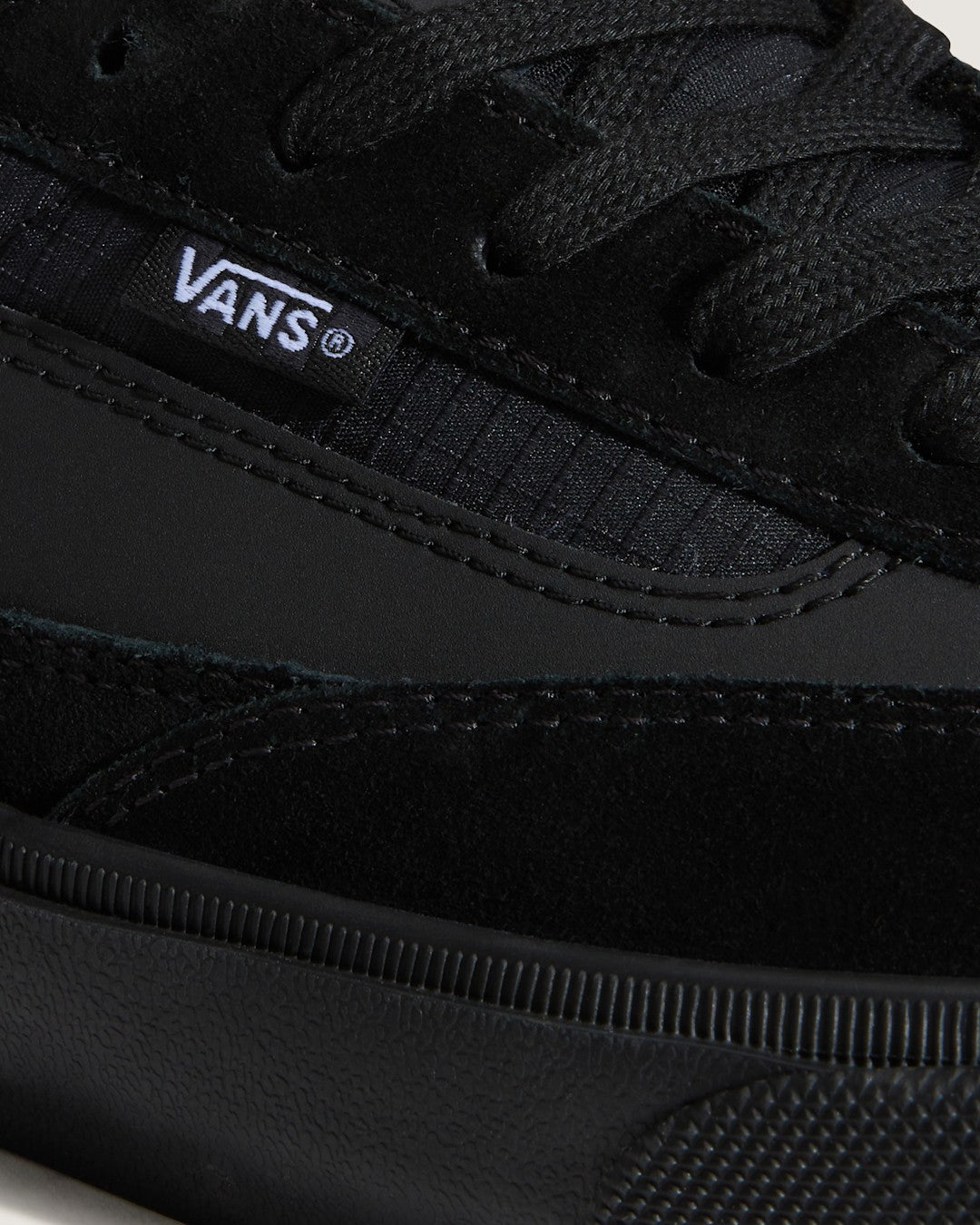 Women|Men Vans Skate Curren Caples Shoe in Black