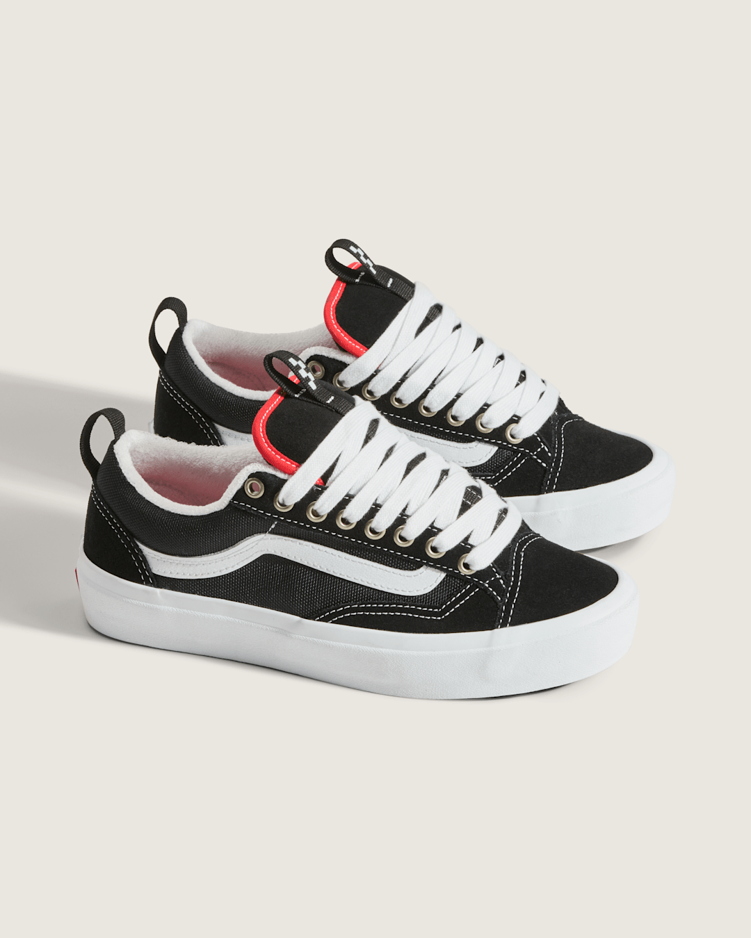 Women|Men Vans Skate Old Skool 36+ Shoe in Black / White