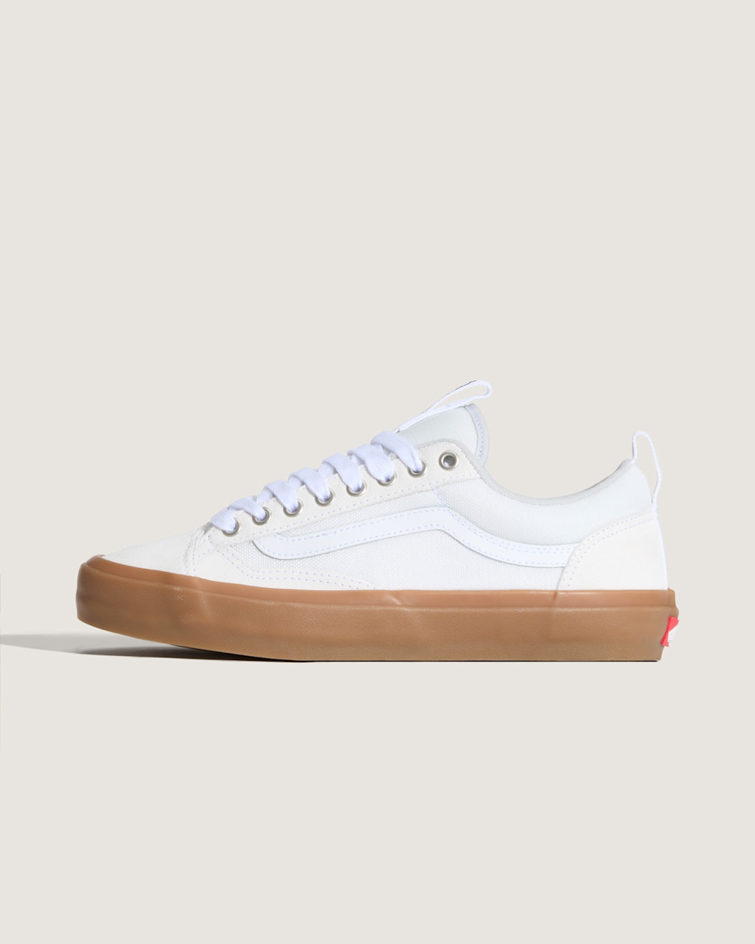Women|Men Vans Skate Old Skool 36+ Gum Shoe in White