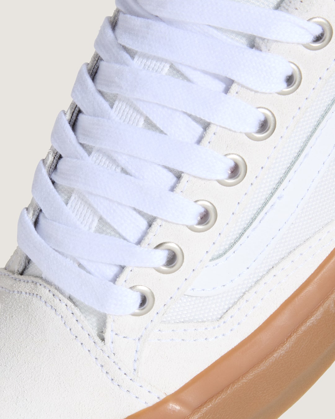 Women|Men Vans Skate Old Skool 36+ Gum Shoe in White