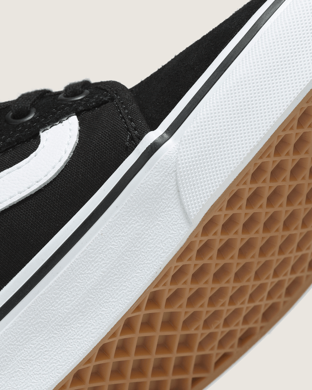 Women|Men Vans Skate Chukka Low Sidestripe Shoe in Black / White
