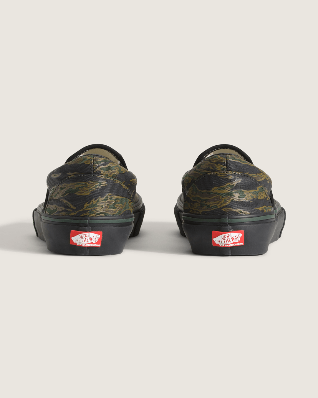 Women|Men Vans Skate Slip-On Shoe in Camo Green / Black