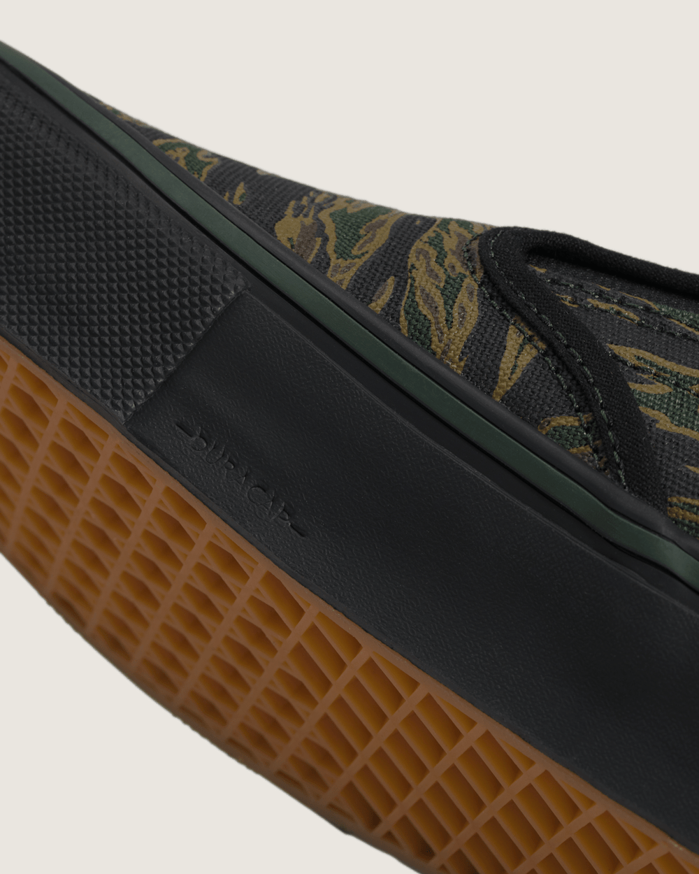 Women|Men Vans Skate Slip-On Shoe in Camo Green / Black