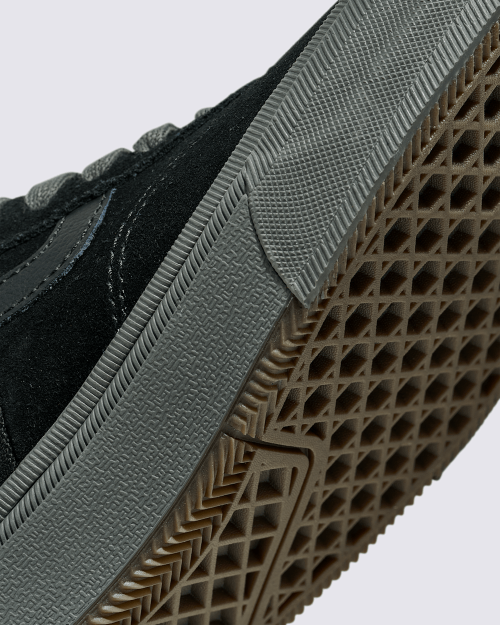 Women|Men Vans Skate Gilbert Crockett Shoe in Black / Charcoal Grey