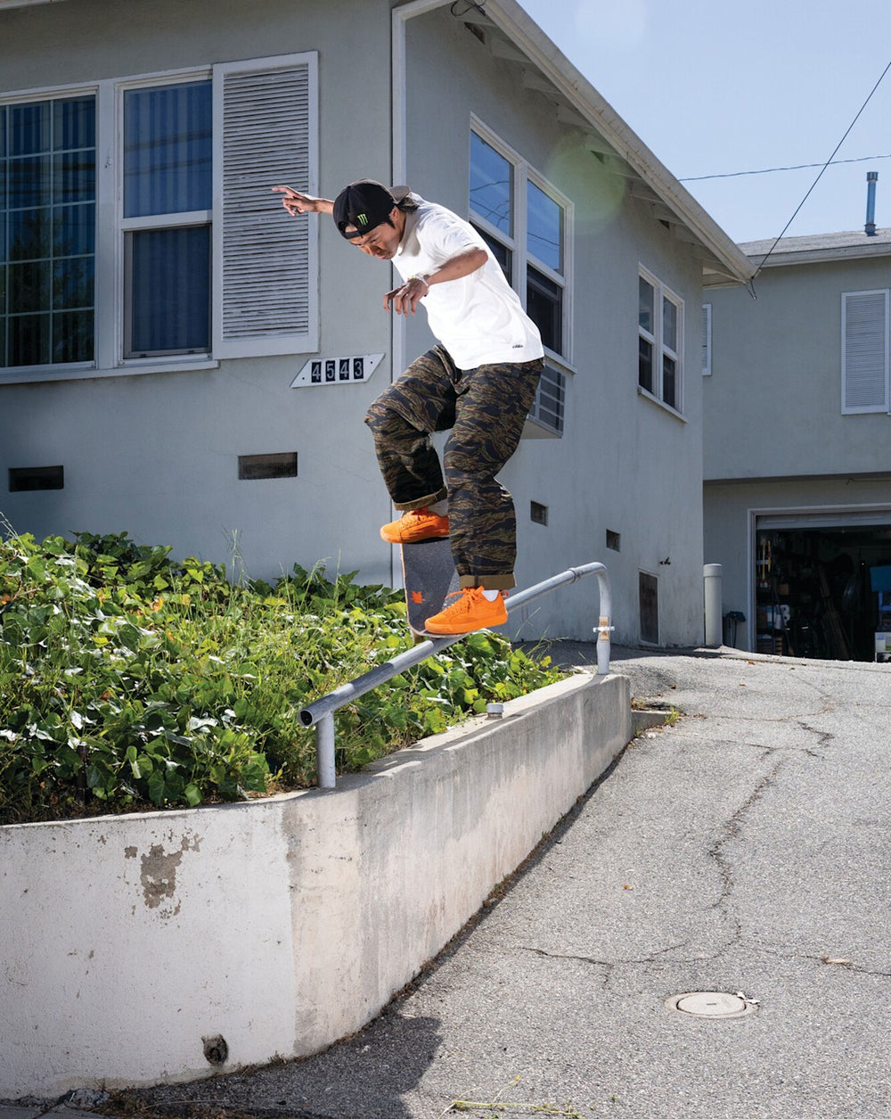 Women|Men|Sale Vans Skate Old Skool 36+ by Atiba Jefferson in Atiba Solar Orange