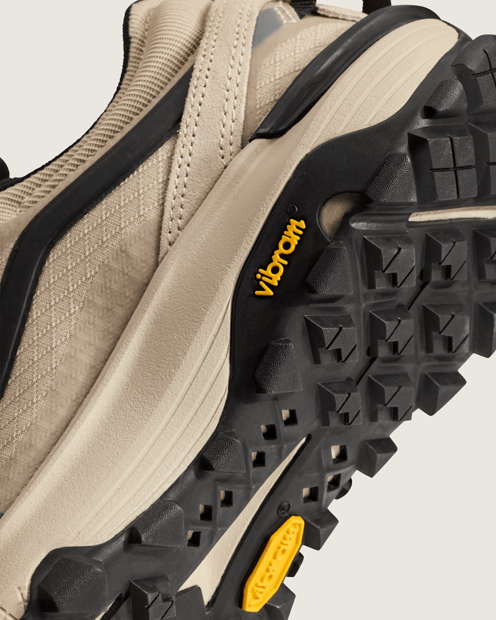 Women|Men Vans Crosspath XC Shoe in Peyote Beige / Black