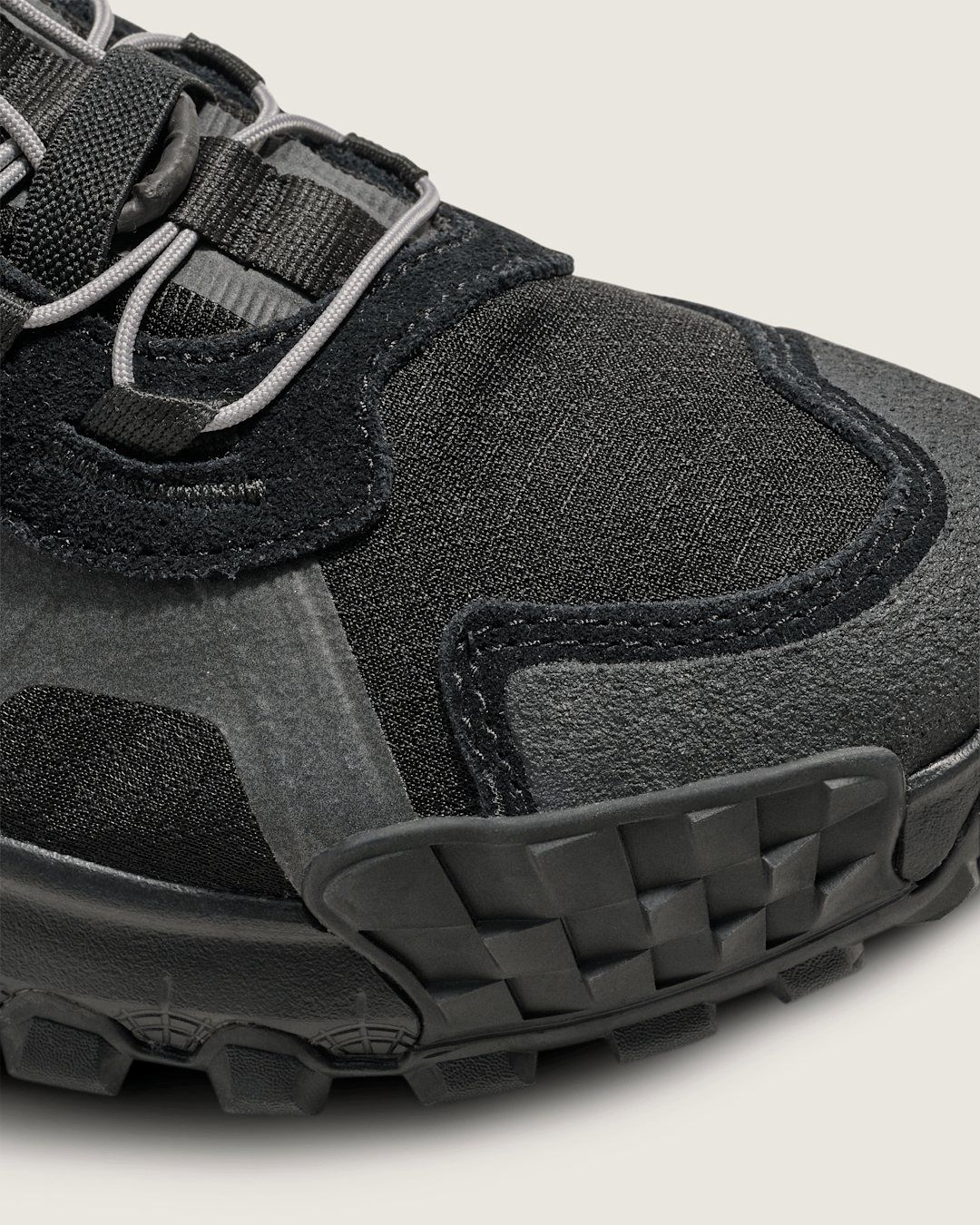 Women|Men Vans Crosspath XC Shoe in Black / Grey