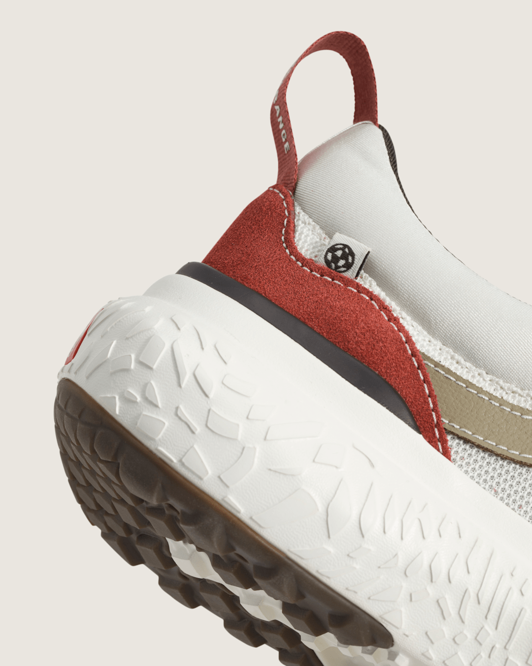 Women|Men Vans UltraRange Neo VR3 Shoe in Coffee Brown / Brick Red
