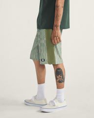 Women|Men Vans Daily AOP Sideline Boardshorts in Grey Olive Green