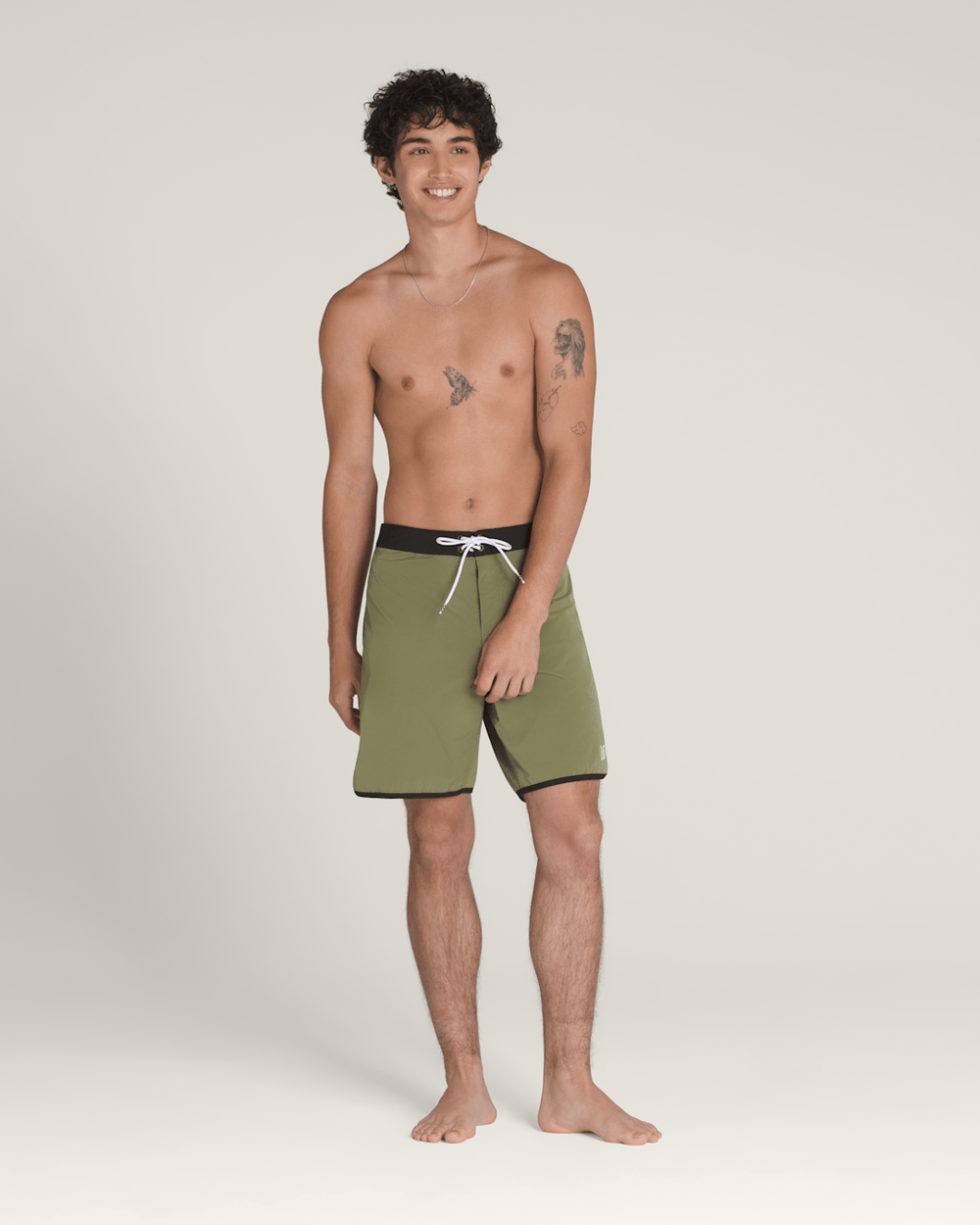 Women|Men Vans Everride Scalloped 18'' Boardshorts in Loden Green / Black