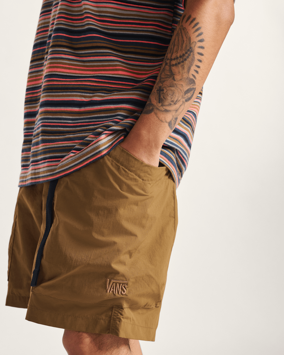 Women|Men Vans Trek Guide 19'' Shorts in Sepia Brown
