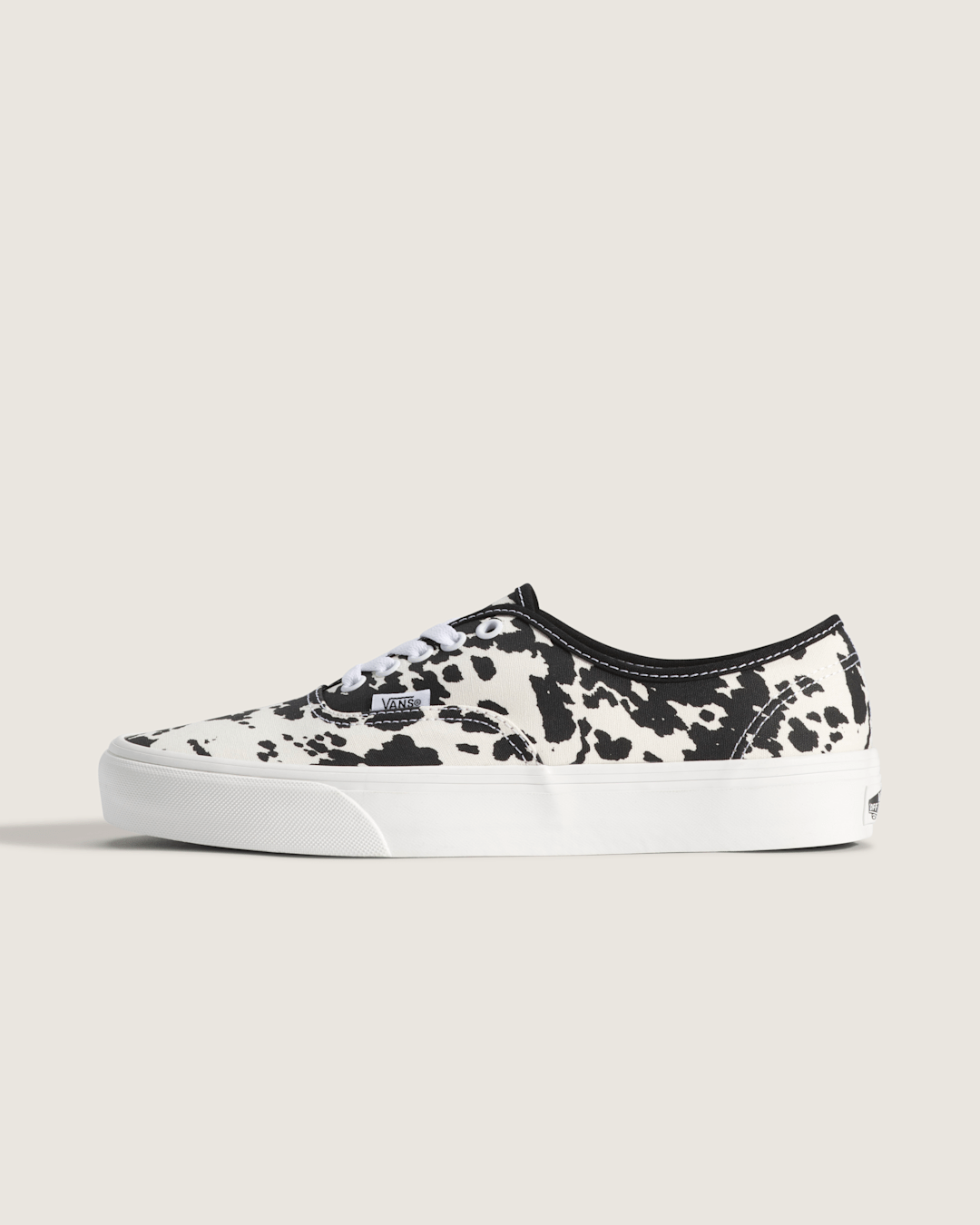 Men Vans Authentic Shoe in Cow Black / Brown
