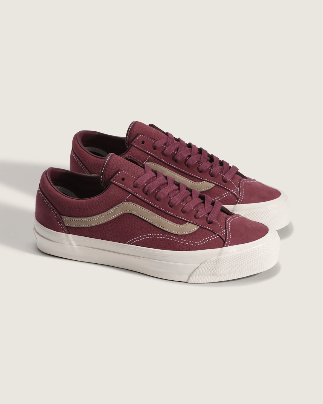 Men Vans Premium Old Skool Shoe in Port Royale Red
