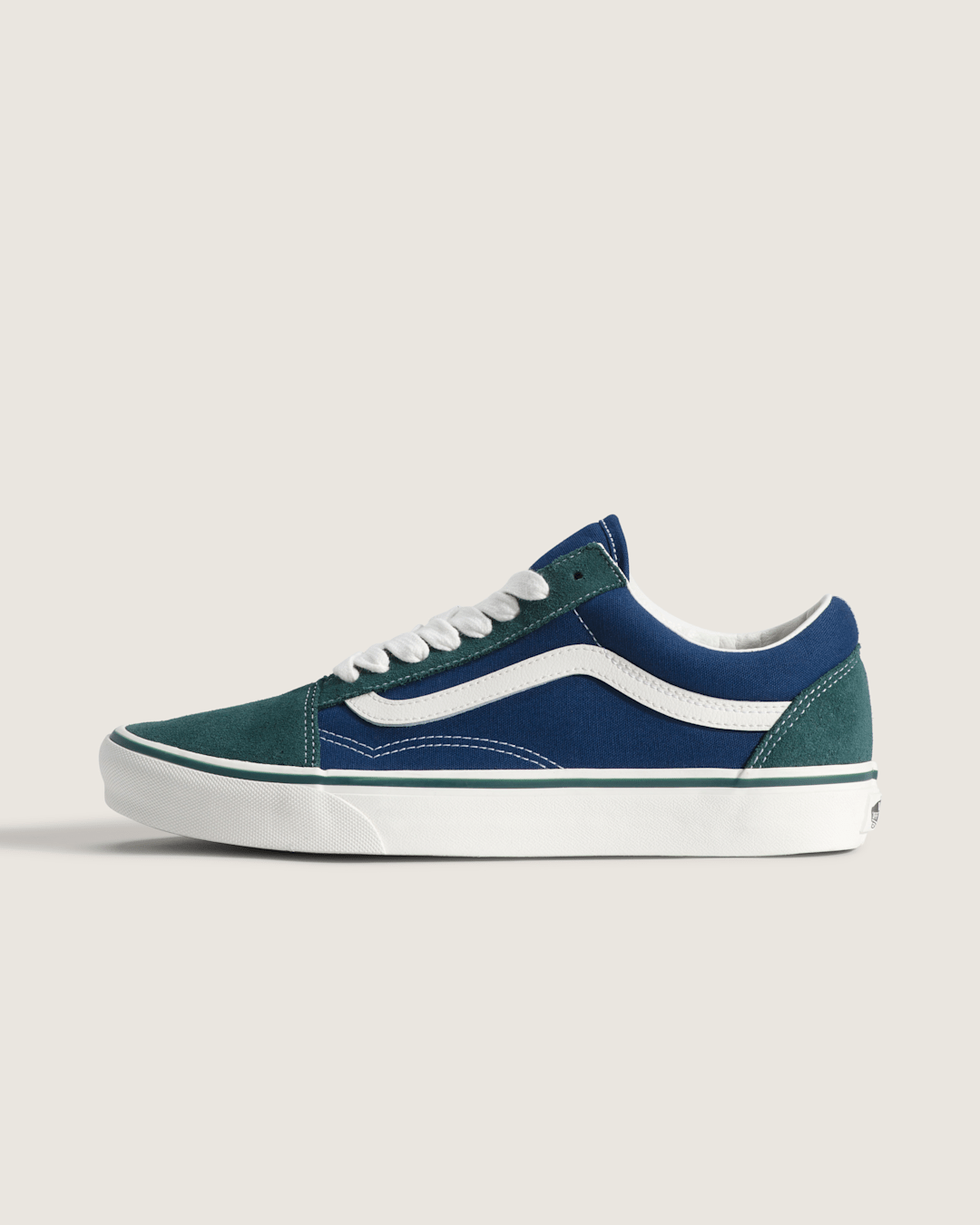 Men Vans Old Skool Shoe in Mystic Moss Green