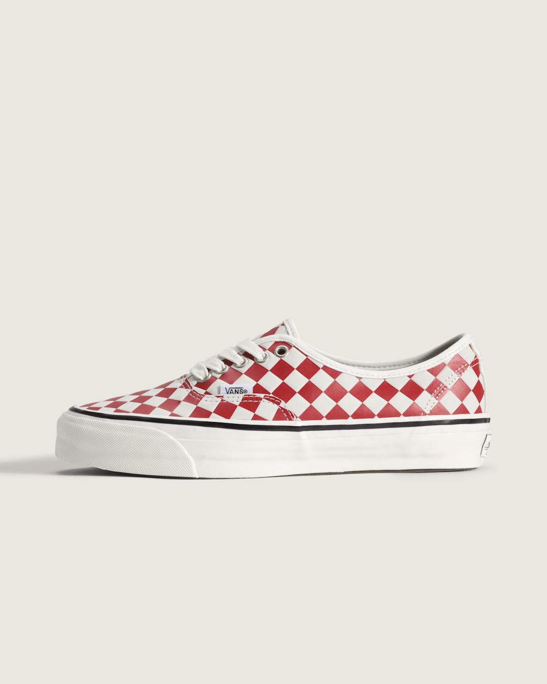 Men Vans Premium Authentic Checkerboard Shoe in Checkerboard Red / Marshmallow White