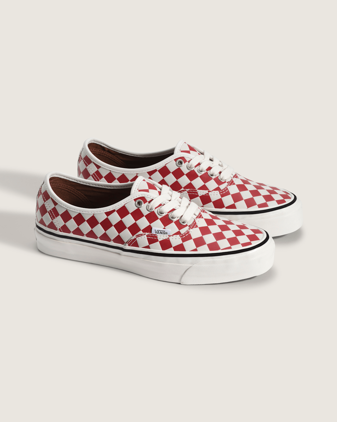 Men Vans Premium Authentic Checkerboard Shoe in Checkerboard Red / Marshmallow White