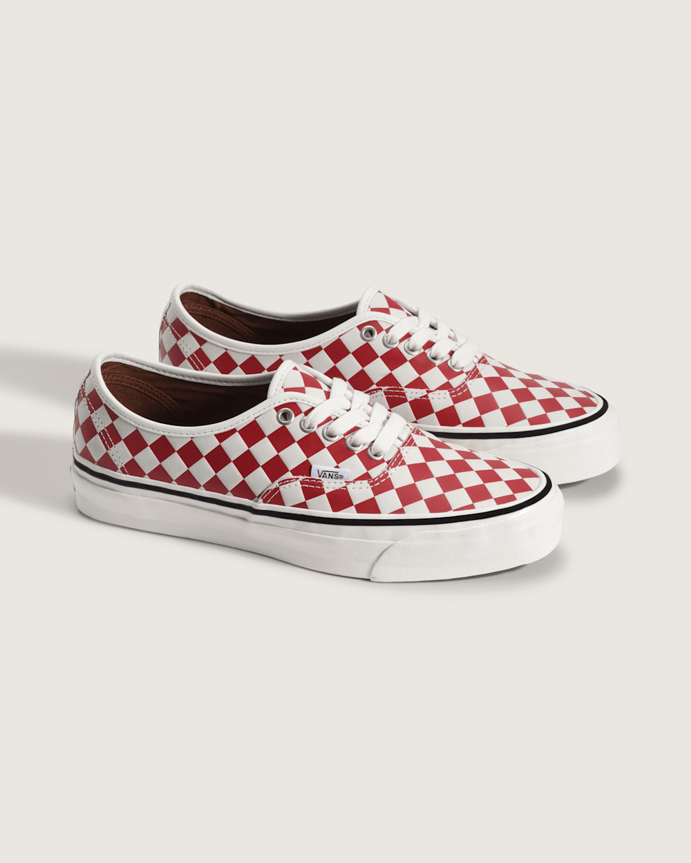 Men Vans Premium Authentic Checkerboard Shoe in Checkerboard Red / Marshmallow White