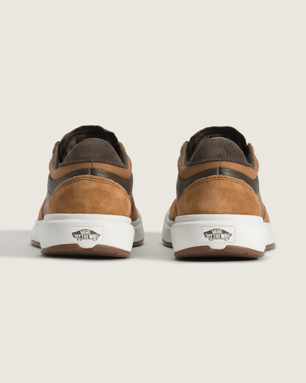 Men Vans UltraRange 2.0 Shoe in Chipmunk Brown
